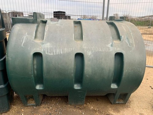 Oil tank - oil,